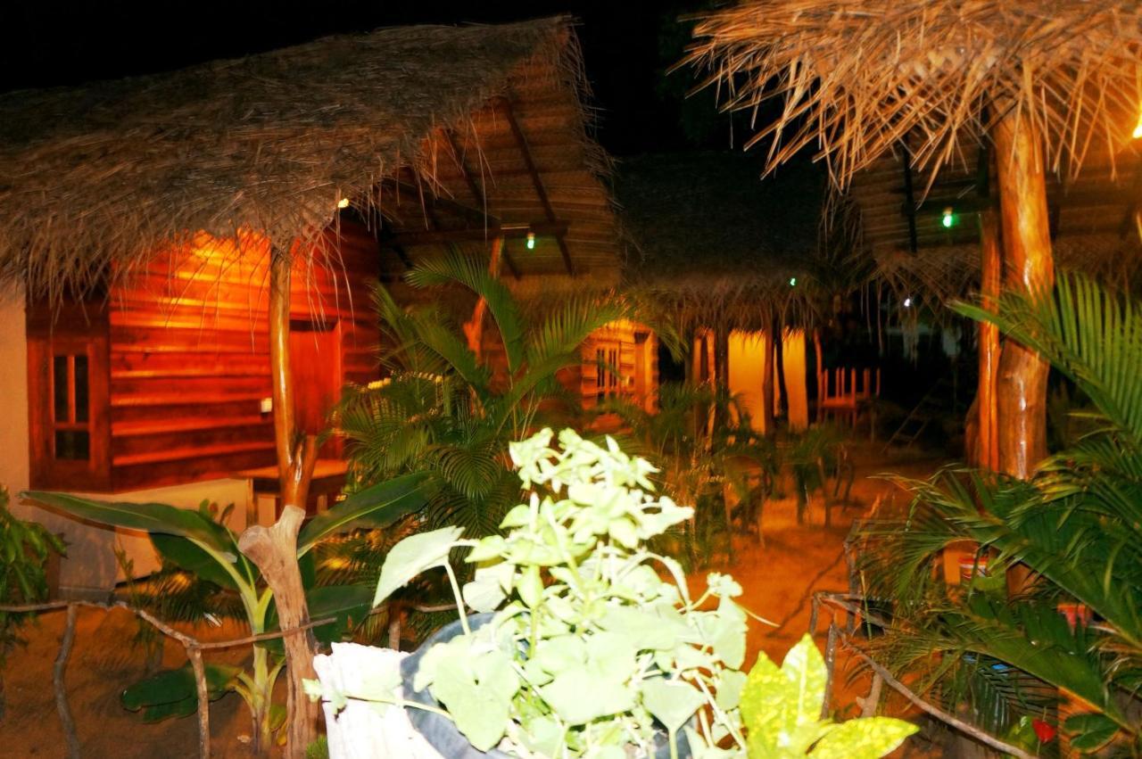 Garden Cottage Arugambay Arugam Bay Eksteriør billede